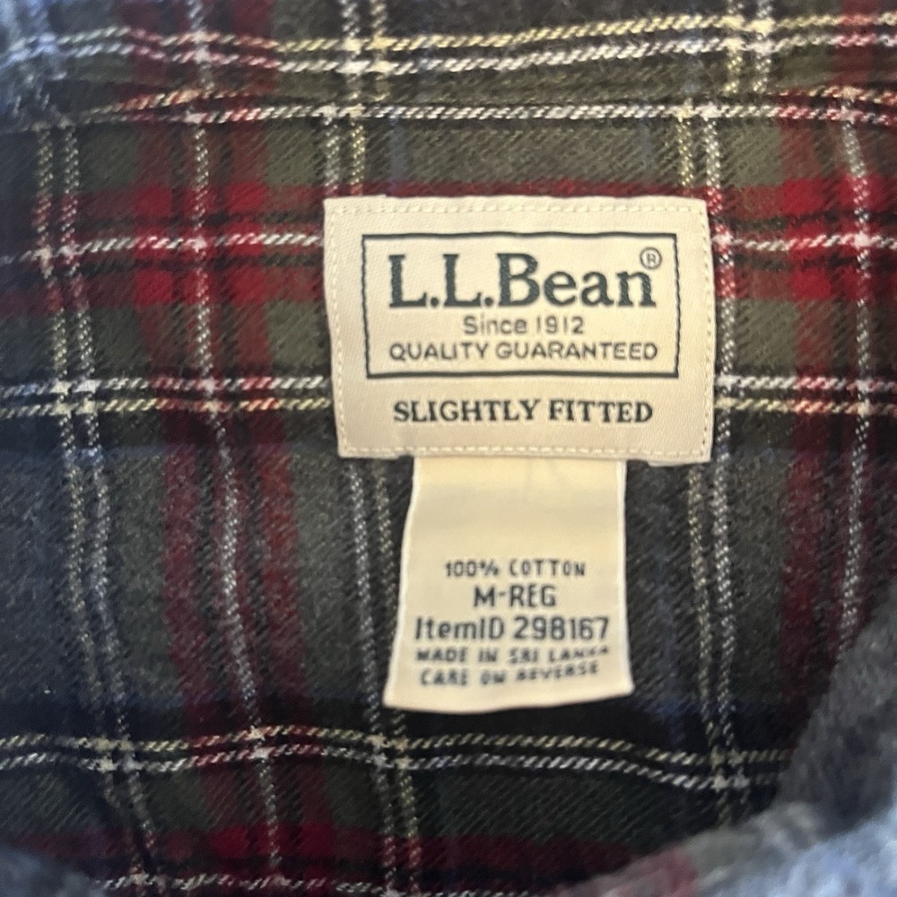 L.L. Bean Men's Size M Reg Flannel Gray Red Plaid 100% Cotton Button Up - Picture 3 of 7